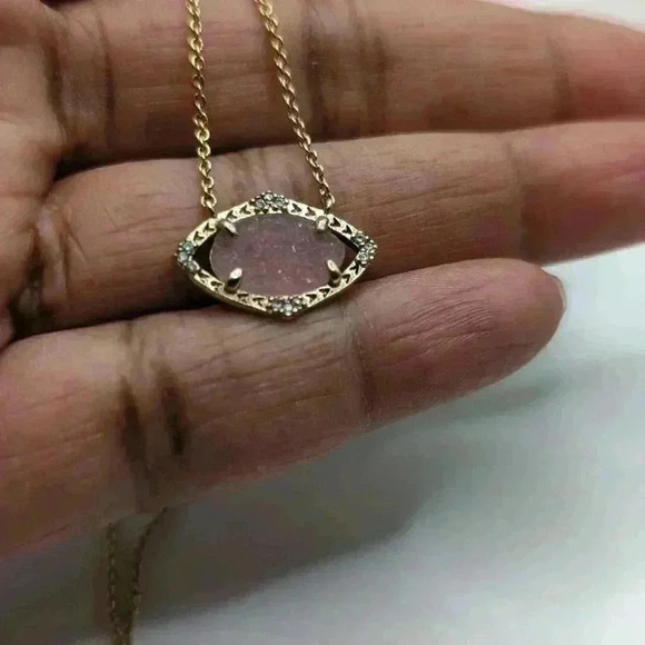 Stella and Dot pink quartz colored drusy Goldtone chain necklace EUC - Picture 3 of 5